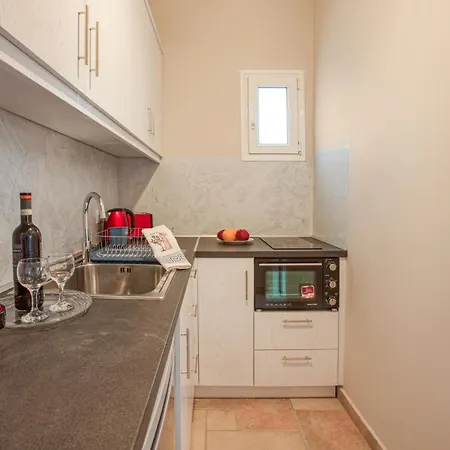 Dimitra Apartment