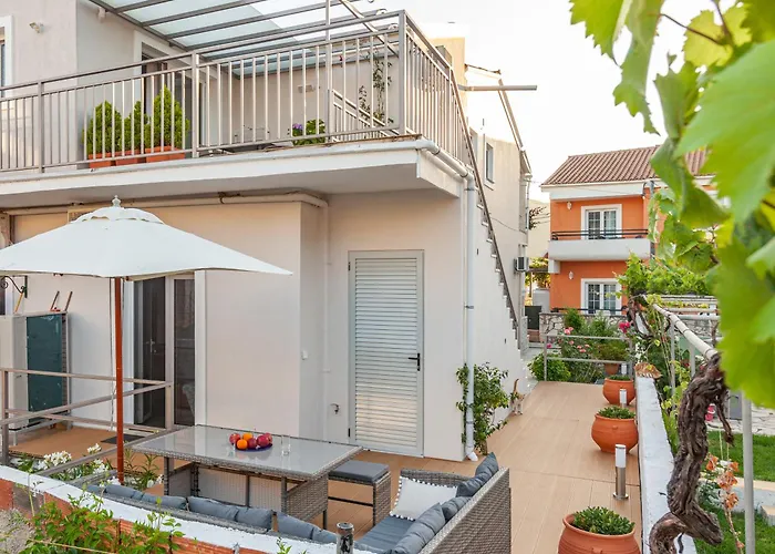 Dimitra * Κασσιόπη